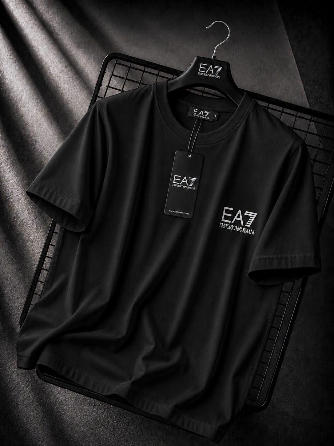 EA7 SİYAH TİŞÖRT